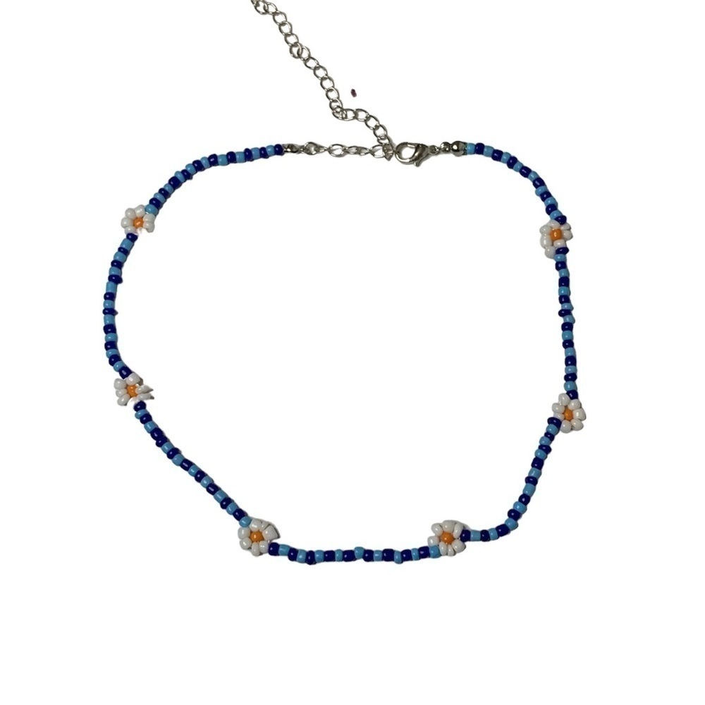 Beaded flower necklace